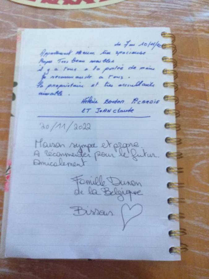 فيلا ماركيزفي A La Bonne Franquette المظهر الخارجي الصورة
